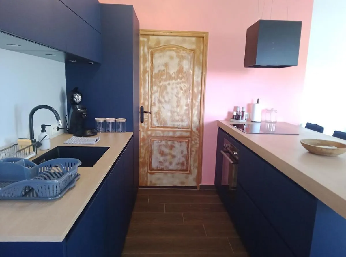 Logement Coquelicot La Savane Apartment